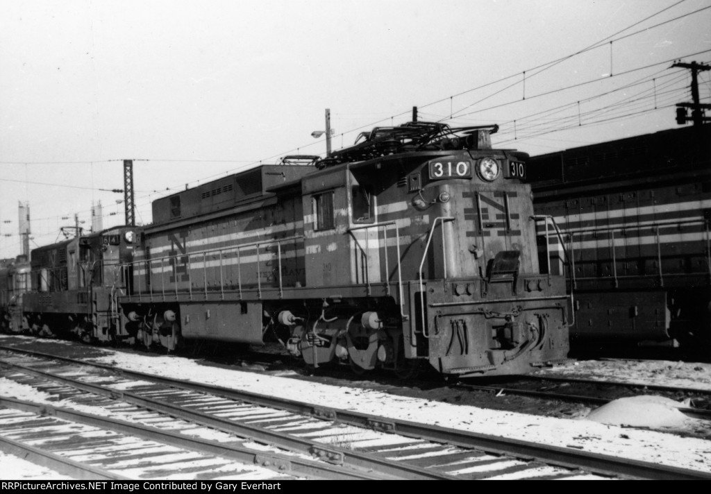 NH E33C #310, New York, New Haven & Hartford RR (ex-VRG 141)